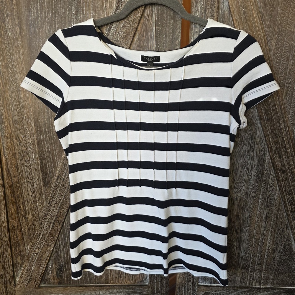 Talbots Shirt Women's Size P Navy & White Horizontal Stripes Pleats‎ Cap Sleeves